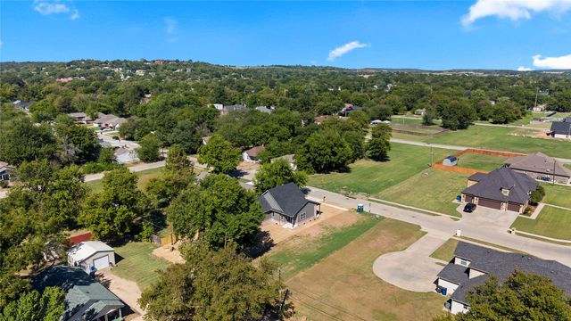 620 E Seminole Place, Tulsa, OK 74106