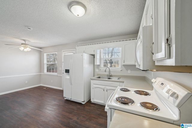 84 BEL AIR CIRCLE, Pleasant Grove, AL 35127