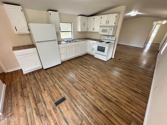 179 Austin Mill Road, Rogersville, TN 37857