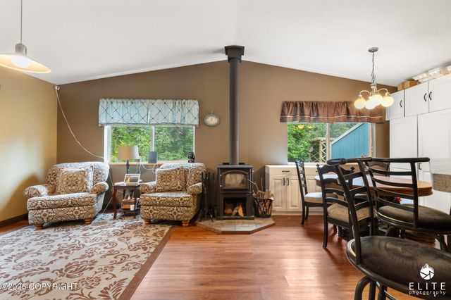925 E Goldendale Drive, Wasilla, AK 99654