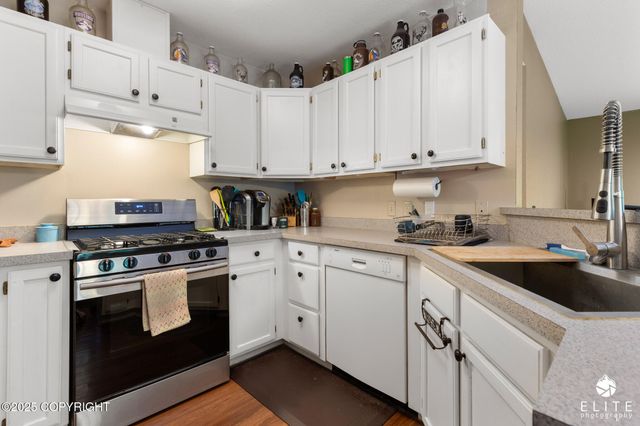 925 E Goldendale Drive, Wasilla, AK 99654