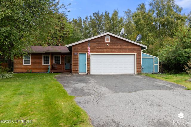 925 E Goldendale Drive, Wasilla, AK 99654
