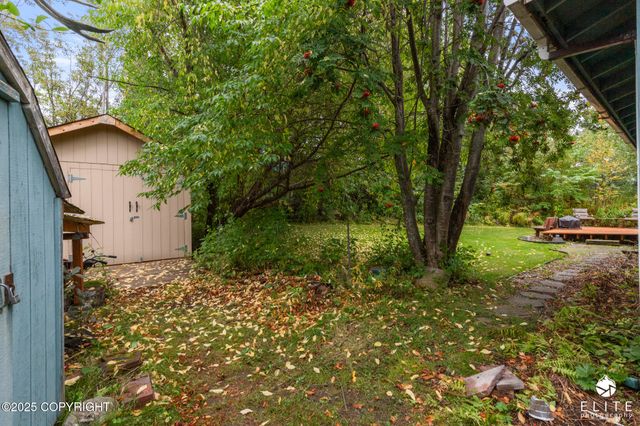925 E Goldendale Drive, Wasilla, AK 99654