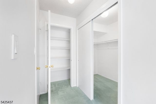 33 Drake Ln 33, Roxbury Twp., NJ 07852