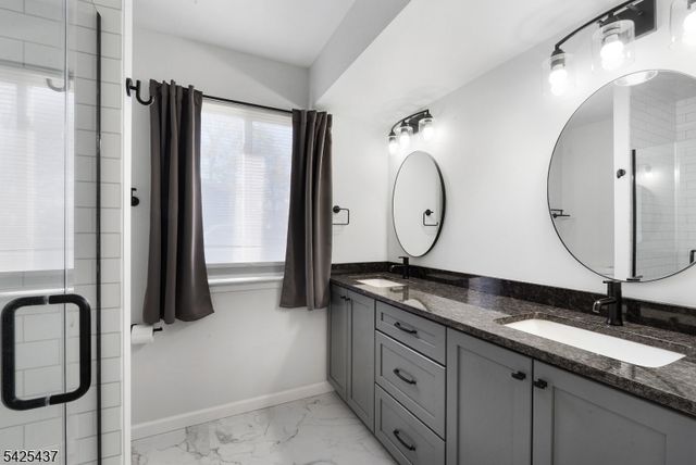 33 Drake Ln 33, Roxbury Twp., NJ 07852