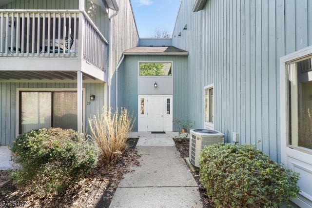 33 Drake Ln 33, Roxbury Twp., NJ 07852