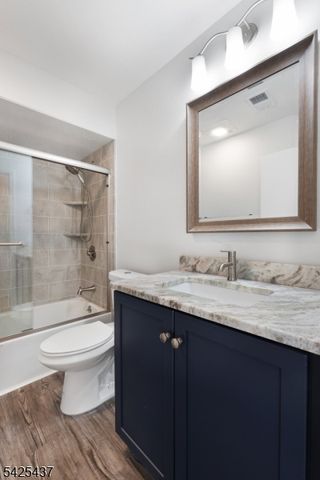 33 Drake Ln 33, Roxbury Twp., NJ 07852