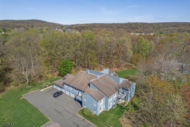 33 Drake Ln 33, Roxbury Twp., NJ 07852