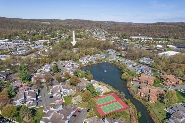 33 Drake Ln 33, Roxbury Twp., NJ 07852