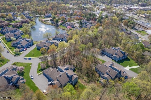 33 Drake Ln 33, Roxbury Twp., NJ 07852