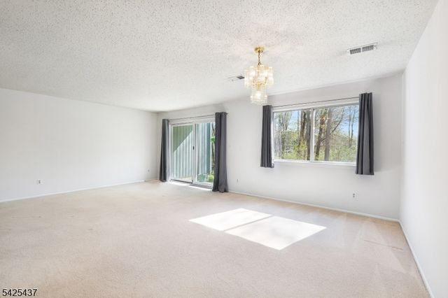 33 Drake Ln 33, Roxbury Twp., NJ 07852