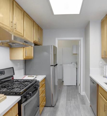 609 Arcadia Terrace 104, Sunnyvale, CA 94085