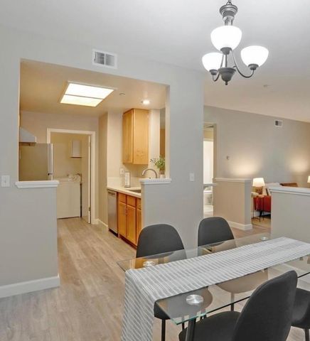 609 Arcadia Terrace 104, Sunnyvale, CA 94085