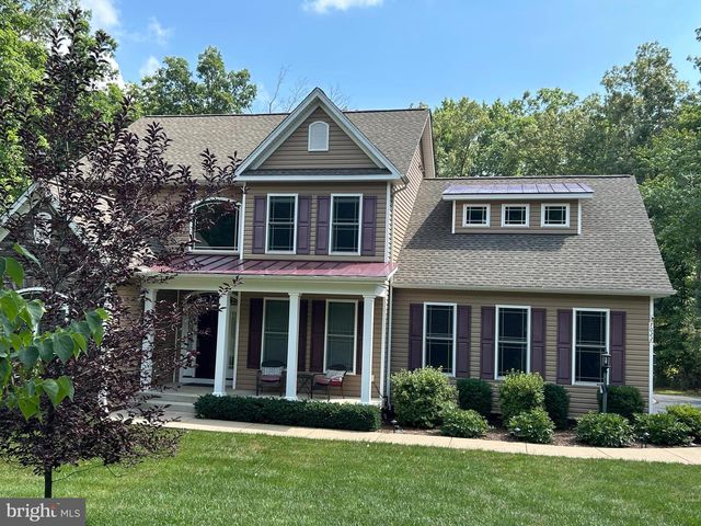 7022 BARCLAY DR, Fredericksburg, VA 22407