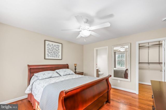 7022 BARCLAY DR, Fredericksburg, VA 22407
