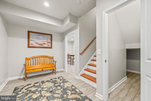 7022 BARCLAY DR, Fredericksburg, VA 22407