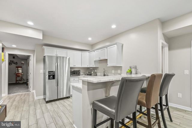 7022 BARCLAY DR, Fredericksburg, VA 22407