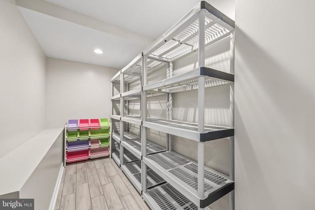 7022 BARCLAY DR, Fredericksburg, VA 22407