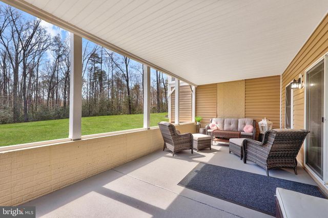 7022 BARCLAY DR, Fredericksburg, VA 22407