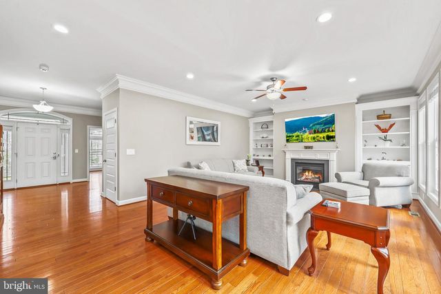 7022 BARCLAY DR, Fredericksburg, VA 22407