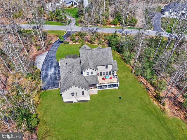 7022 BARCLAY DR, Fredericksburg, VA 22407