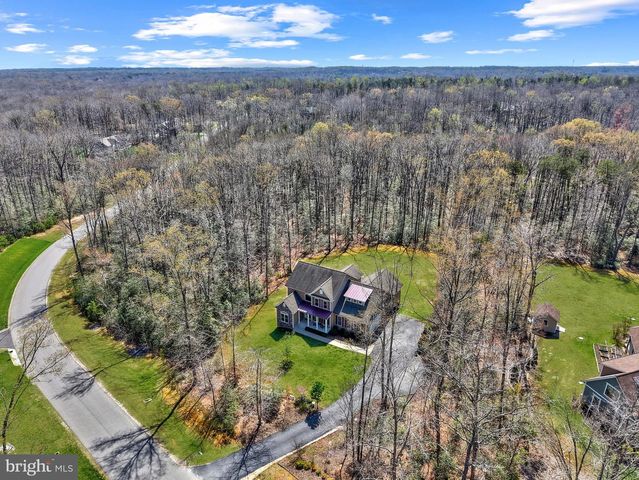 7022 BARCLAY DR, Fredericksburg, VA 22407