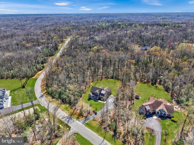 7022 BARCLAY DR, Fredericksburg, VA 22407