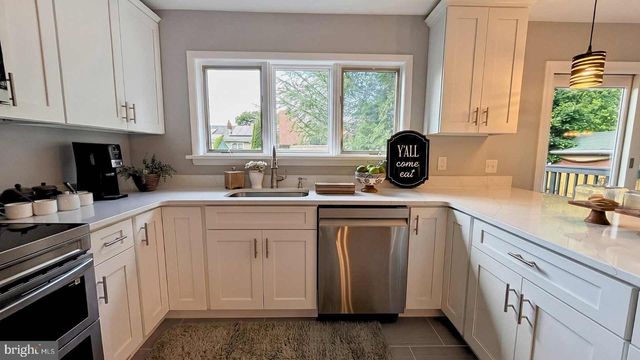 46 SMITH AVE, Hamilton, NJ 08619
