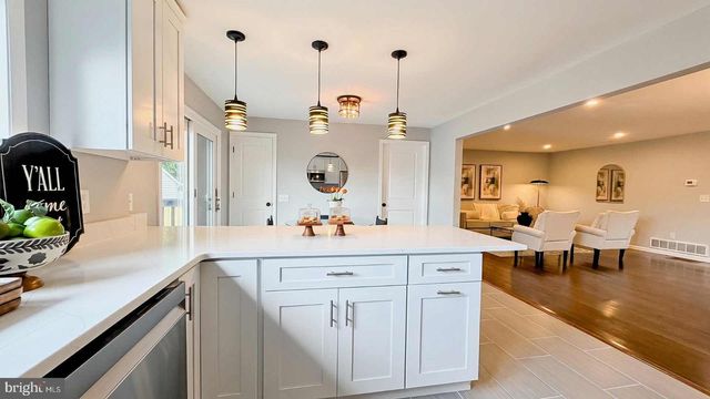 46 SMITH AVE, Hamilton, NJ 08619
