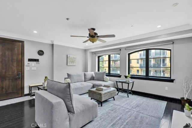 155 Cordova Street 203, Pasadena, CA 91105