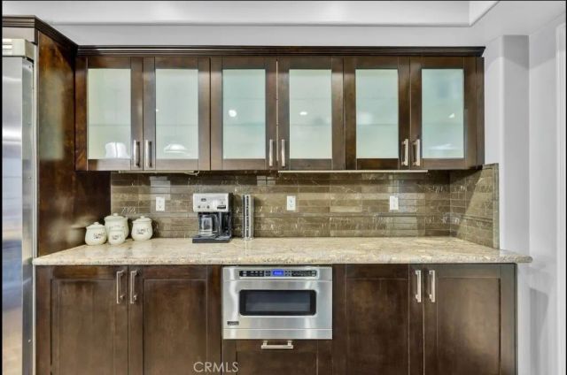 155 Cordova Street 203, Pasadena, CA 91105