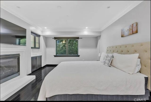 155 Cordova Street 203, Pasadena, CA 91105