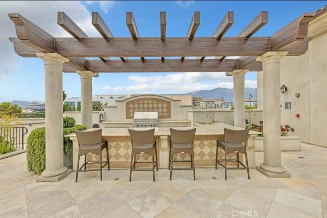 155 Cordova Street 203, Pasadena, CA 91105