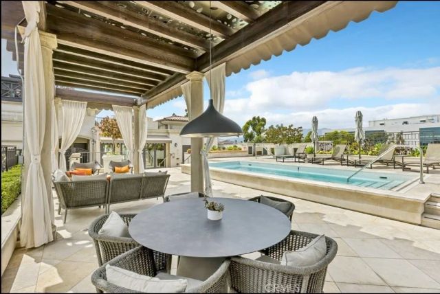 155 Cordova Street 203, Pasadena, CA 91105