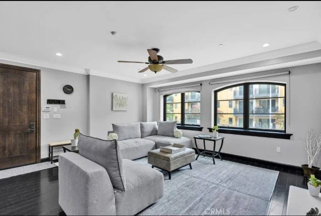 155 Cordova Street 203, Pasadena, CA 91105