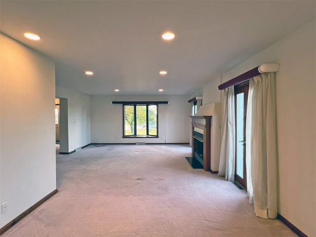 5575 WILLIAMS Road, North East, PA 16428