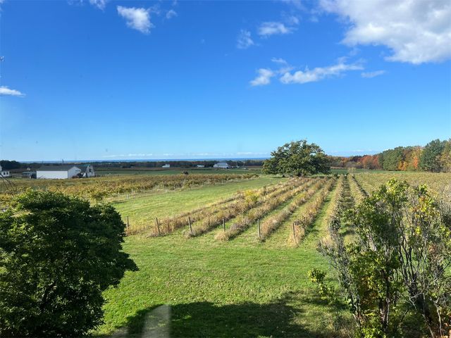 5575 WILLIAMS Road, North East, PA 16428