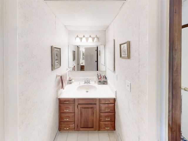 5575 WILLIAMS Road, North East, PA 16428