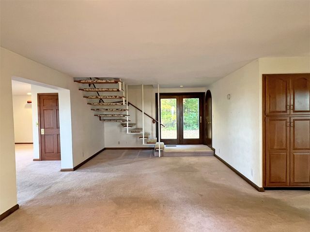 5575 WILLIAMS Road, North East, PA 16428