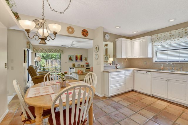 18265 181st Circle S, Boca Raton, FL 33498