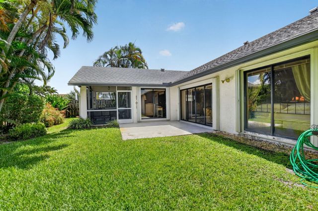 18265 181st Circle S, Boca Raton, FL 33498