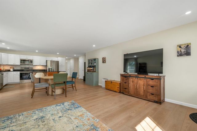 274 Pine Street, Laconia, NH 03246