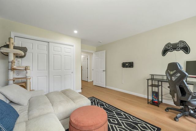 274 Pine Street, Laconia, NH 03246