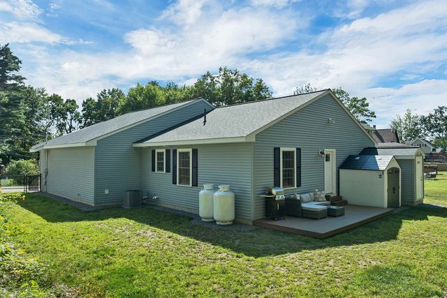 274 Pine Street, Laconia, NH 03246