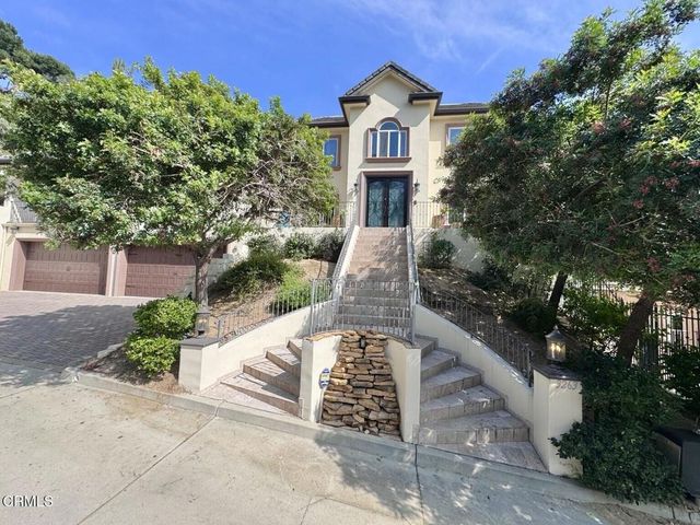 3263 New York Drive, Pasadena, CA 91107