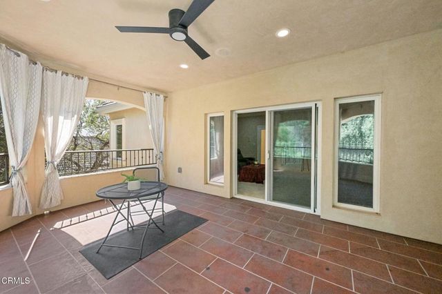 3263 New York Drive, Pasadena, CA 91107