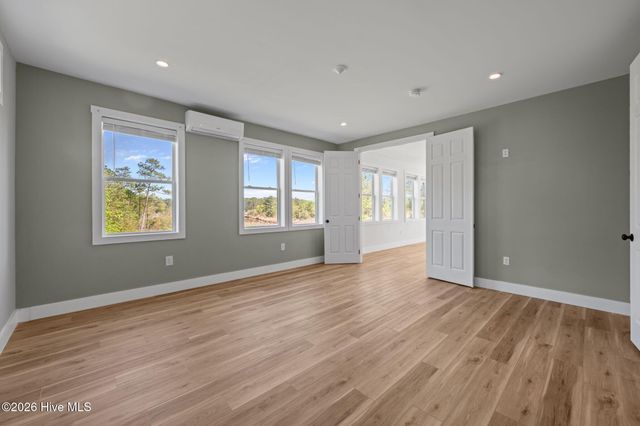 2180 Nc 304 A, Bayboro, NC 28515