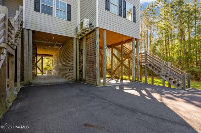 2180 Nc 304 A, Bayboro, NC 28515