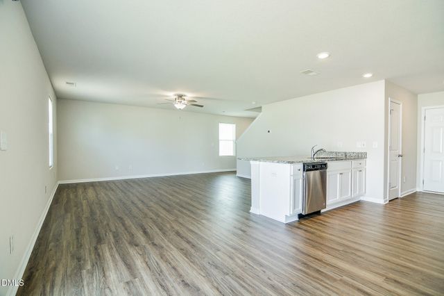 745 Frosty Way, Zebulon, NC 27597