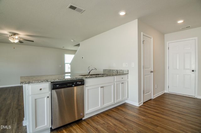 745 Frosty Way, Zebulon, NC 27597
